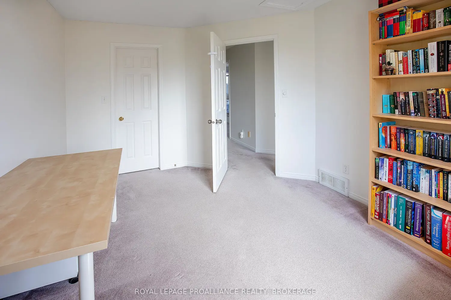 Additional image 12 of 1258 Brackenwood Crescent