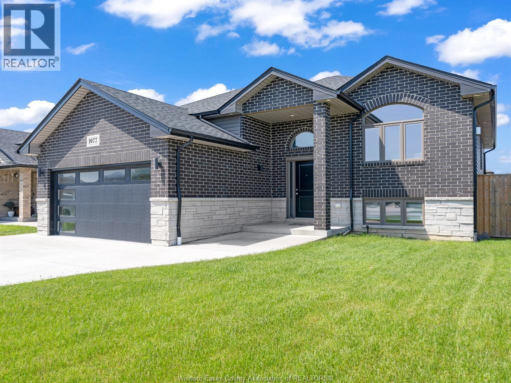 1077 Icewater Avenue, Windsor, ON, N8P0E4