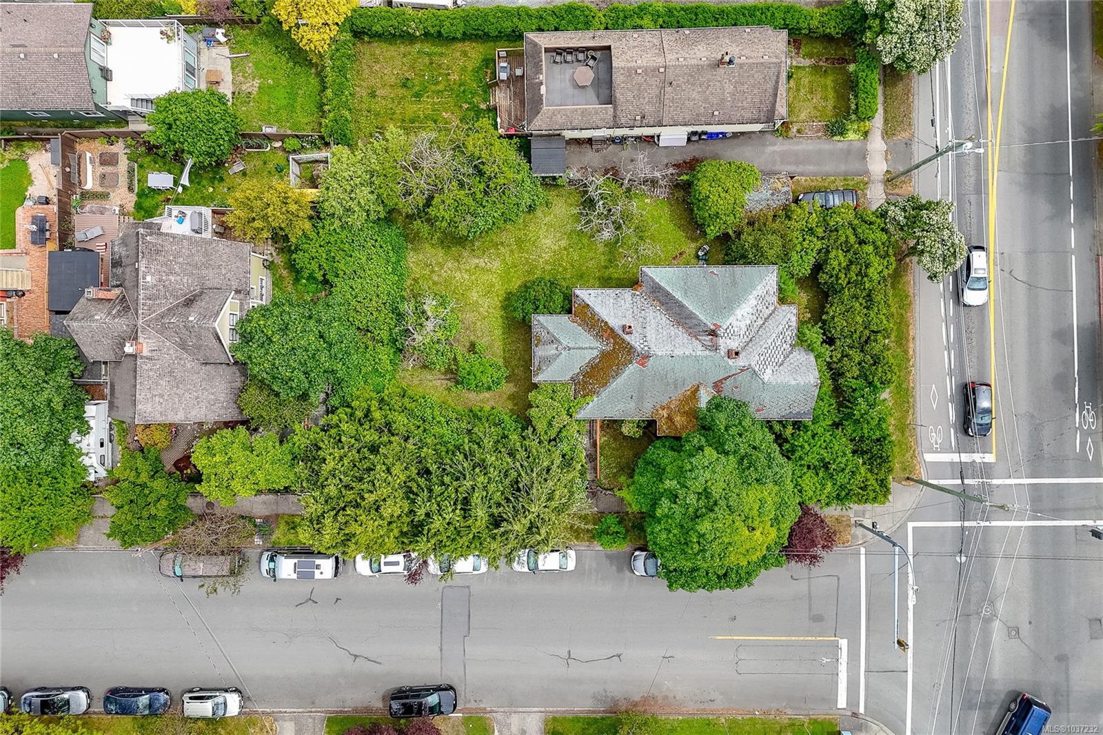 Additional image 2 of 225 Skinner Street SE, Victoria, BC, V9A 3B2
