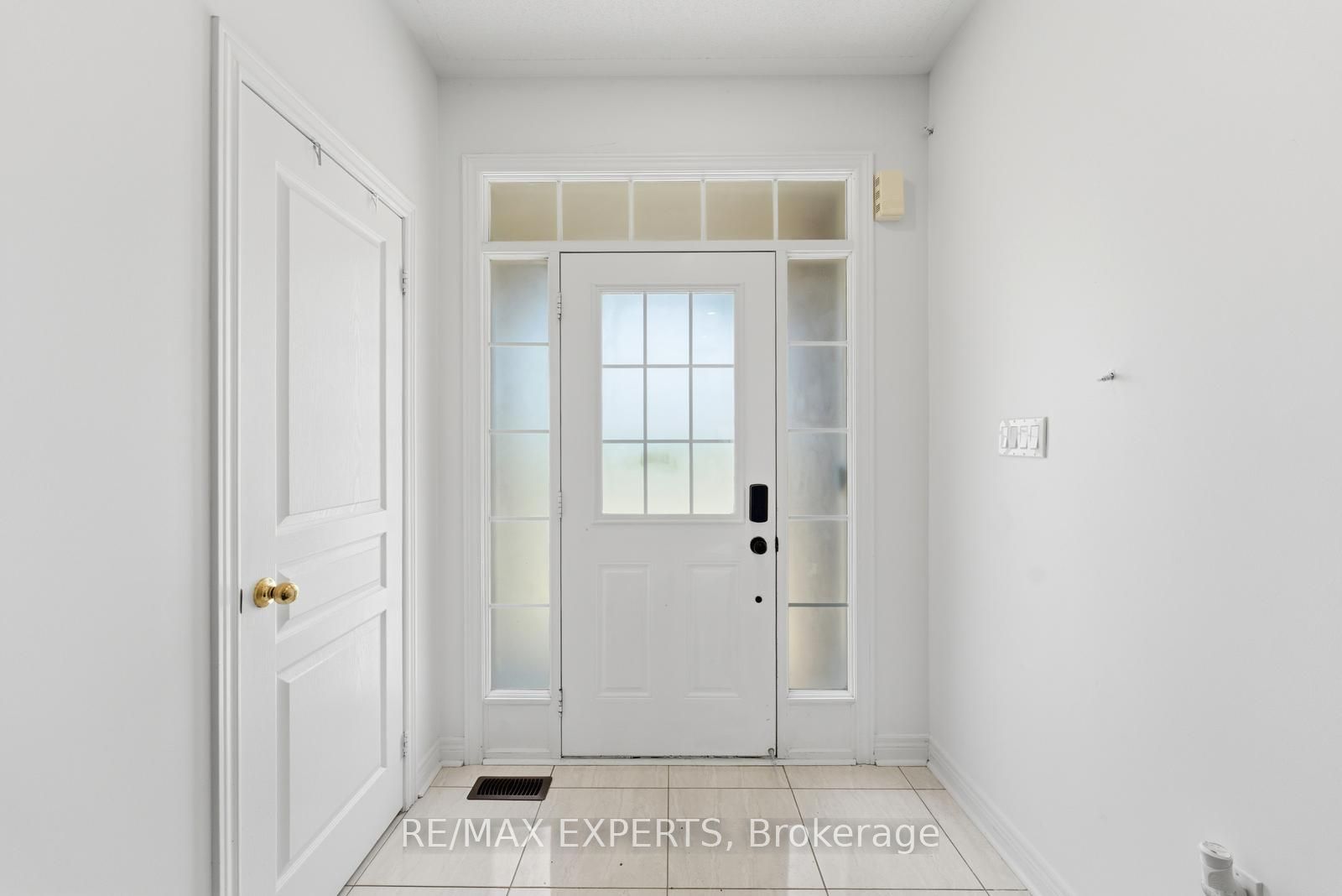 Additional image 4 of 9 Port Arthur Crescent, Richmond Hill, ON, L4E 1B5