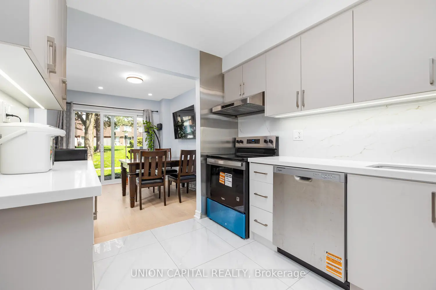 Additional image 6 of 227 Huntingdale Boulevard