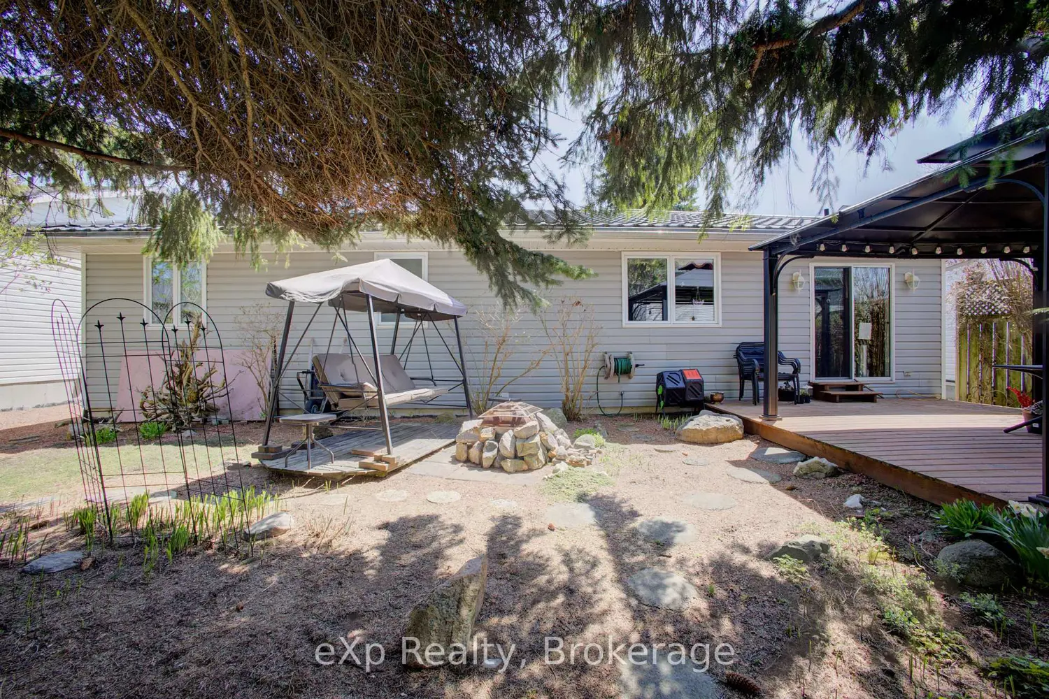 Additional image 16 of 685 Reserve Avenue