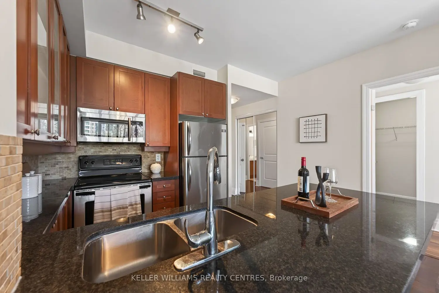 Additional image 11 of 57 Upper Duke Crescent 304