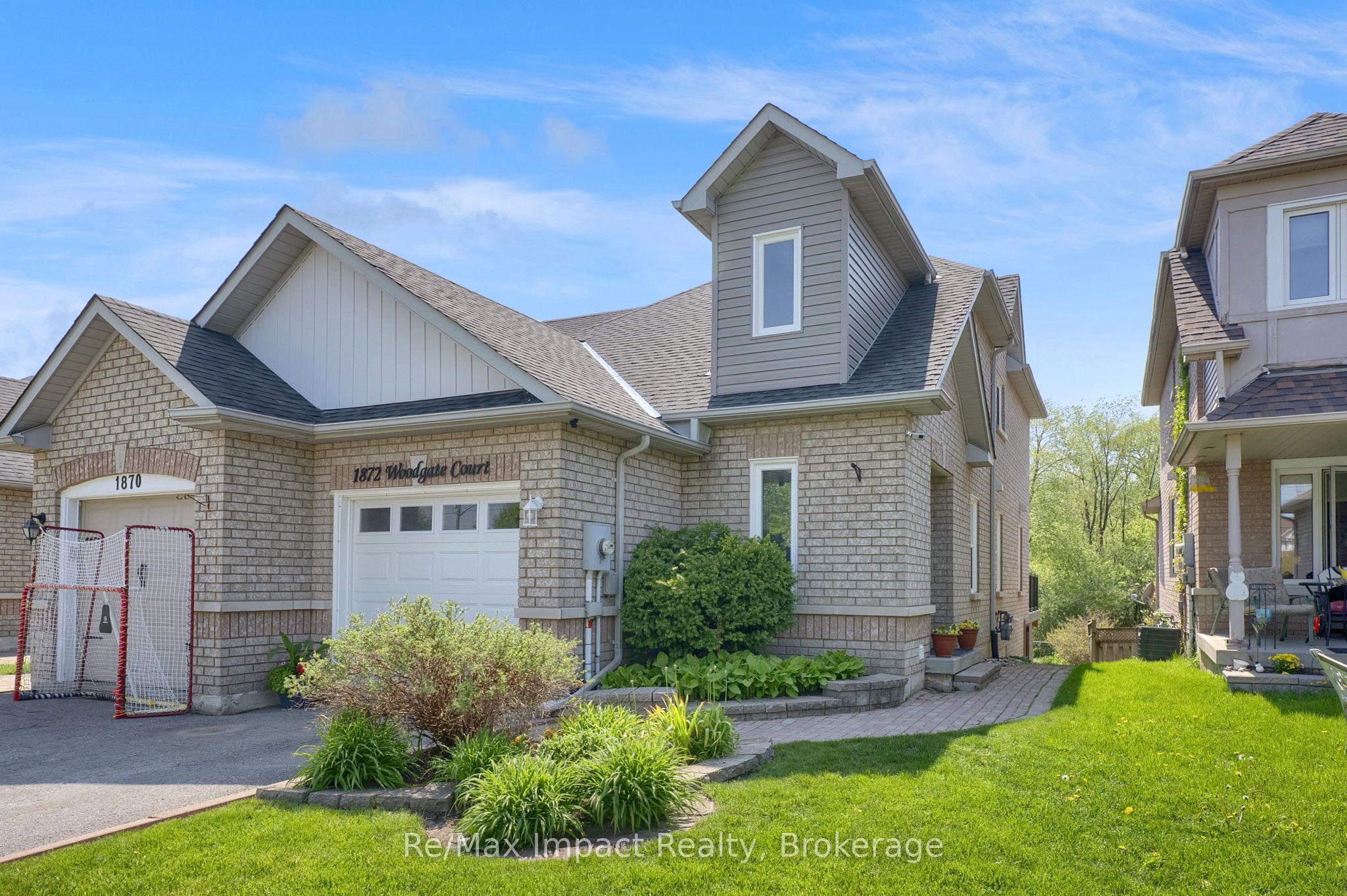1872 Woodgate Court, Oshawa, ON, L1G 7Z2