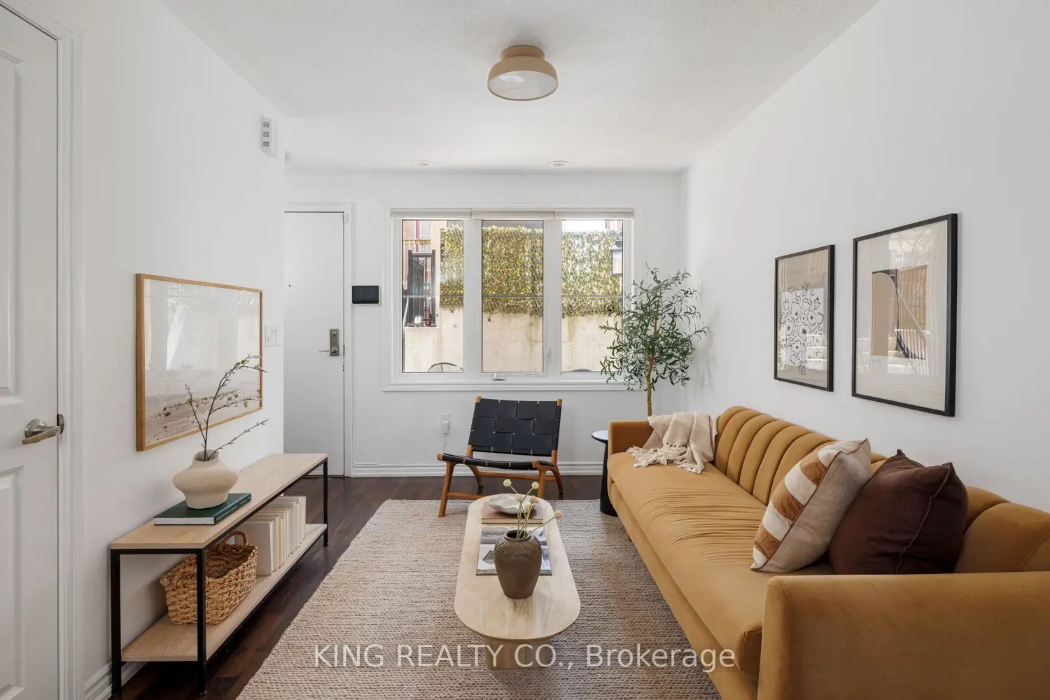 390 Hopewell Avenue 138