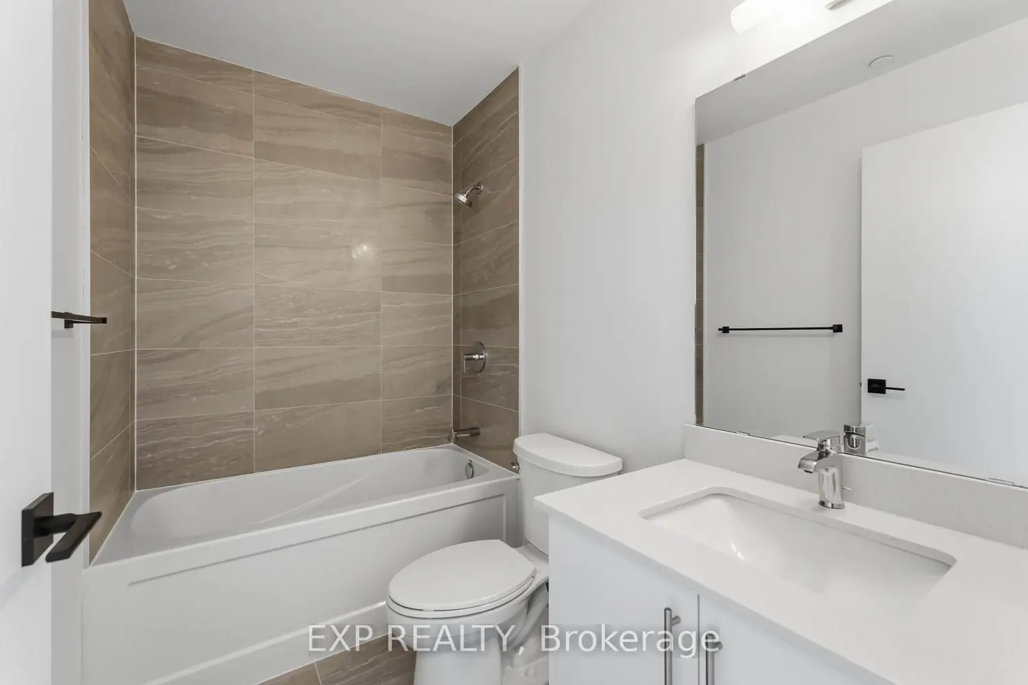 Additional image 11 of 2782 Barton Street 1619