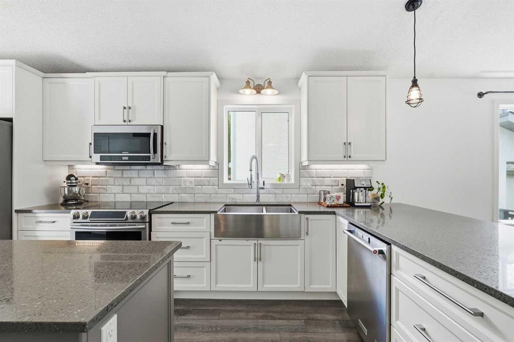 Additional image 5 of 10 Shawbrooke Rise SW, Calgary, AB, T2Y 3A3