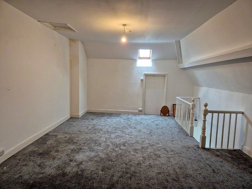 Additional image 9 of 3 bed flat to rentA Pool Street, Caernarfon LL55