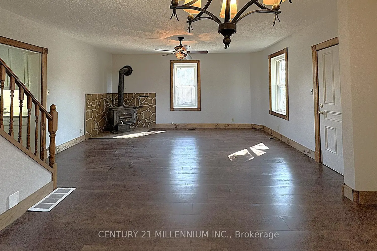 Additional image 7 of 598323 2Nd Line