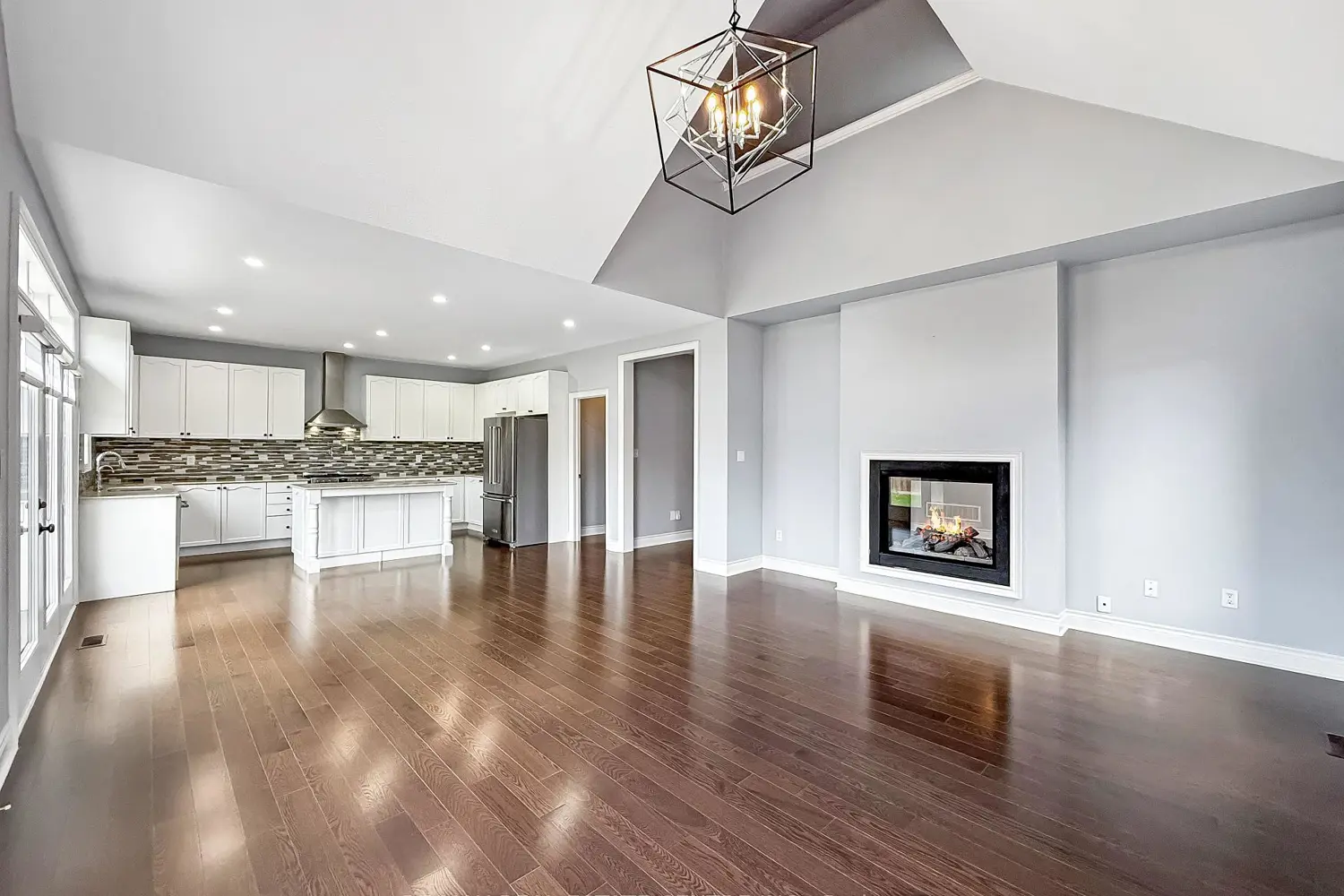 Additional image 11 of 33 Stonegate Avenue