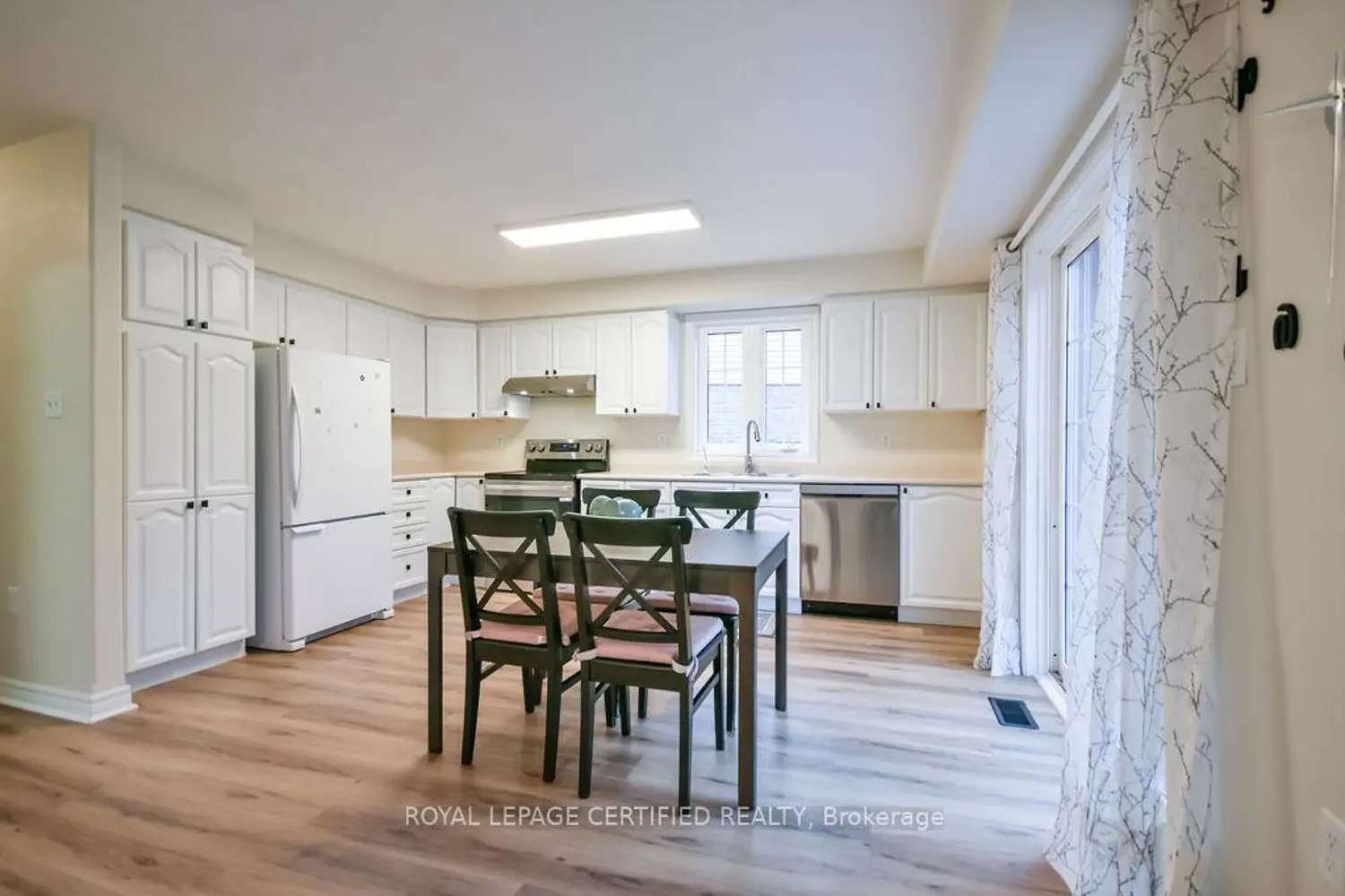 Additional image 6 of 34 Balmoral Place