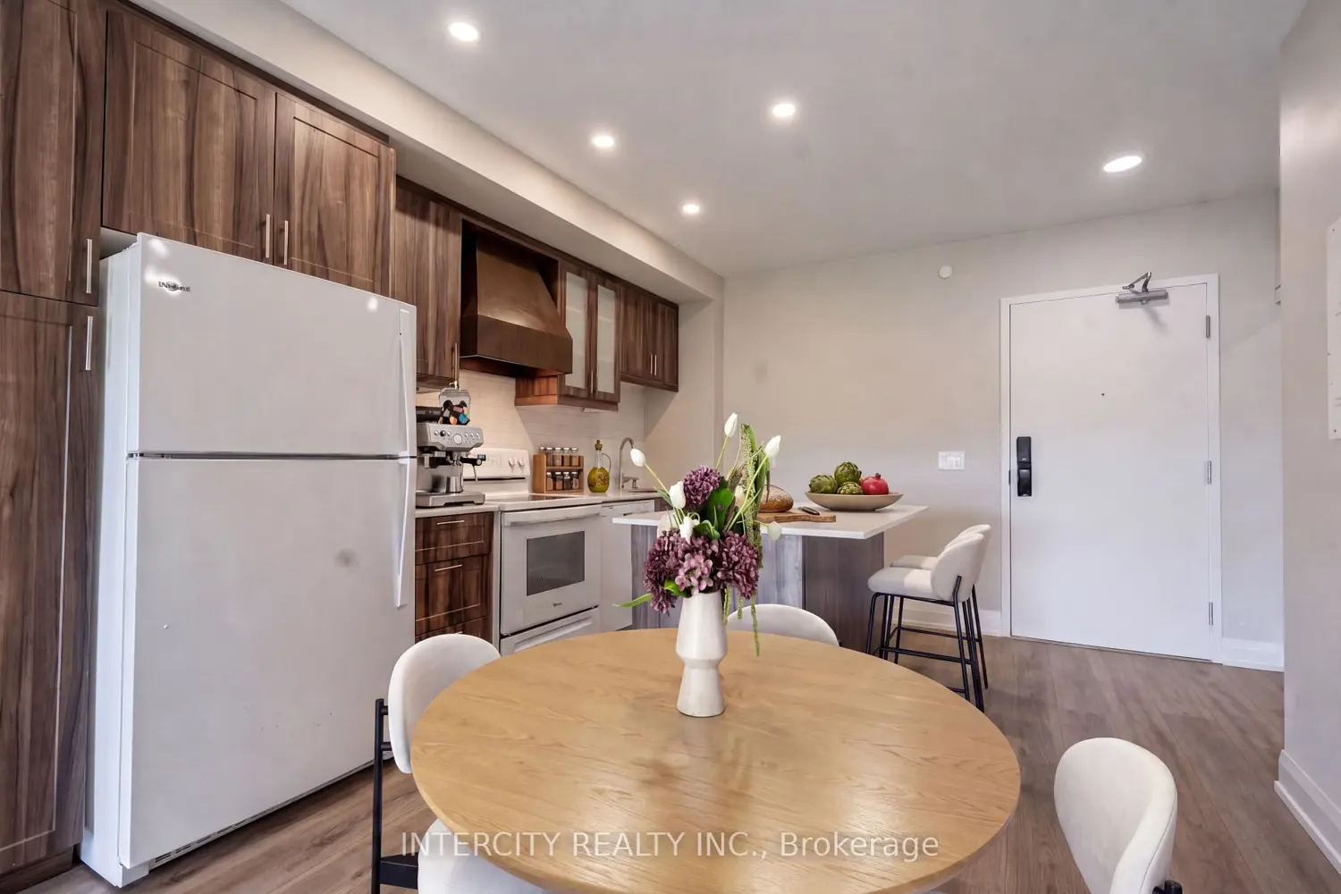 Additional image 3 of 50 Herrick Avenue 327