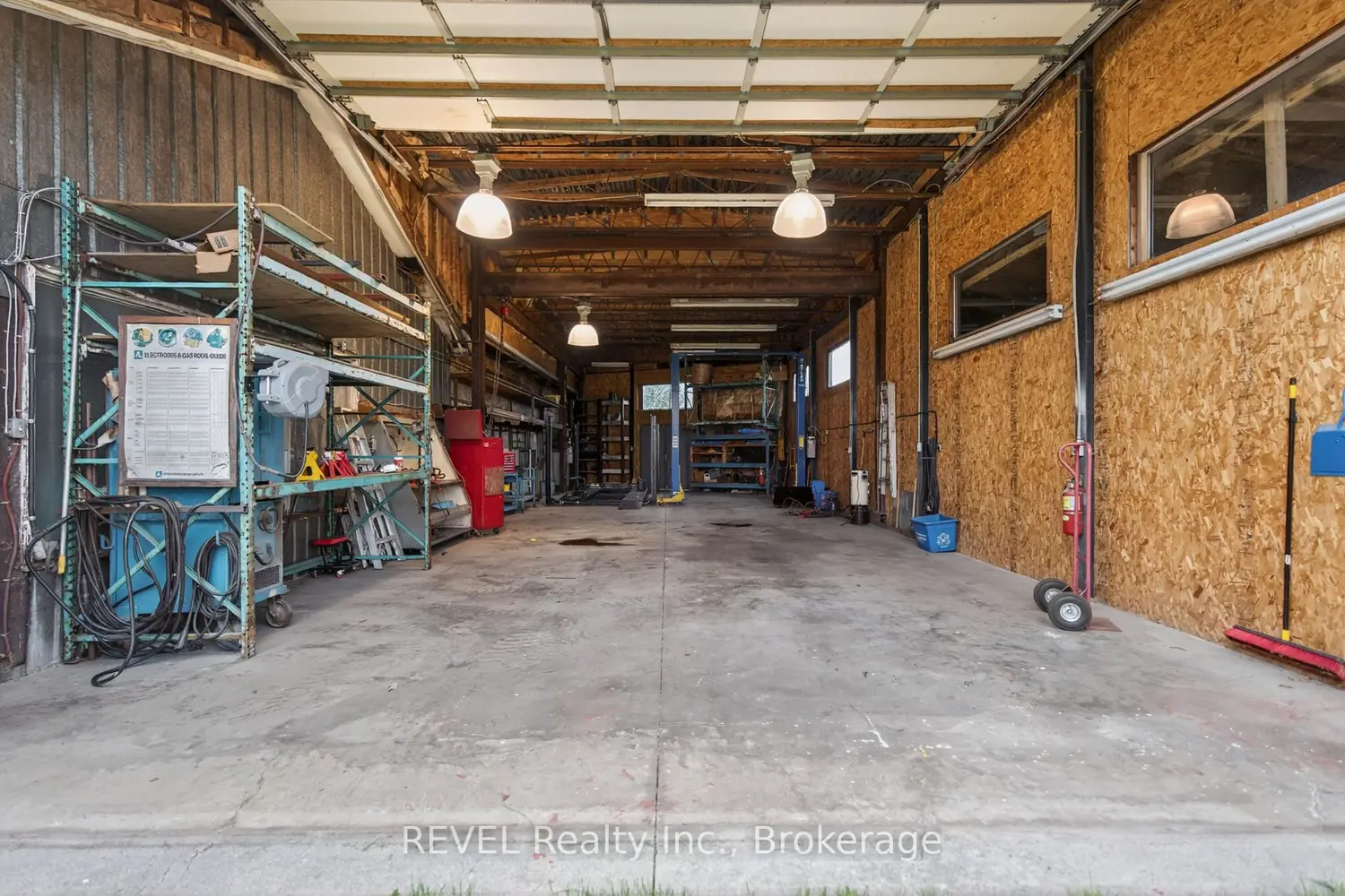Additional image 19 of 2010 Hansler Street