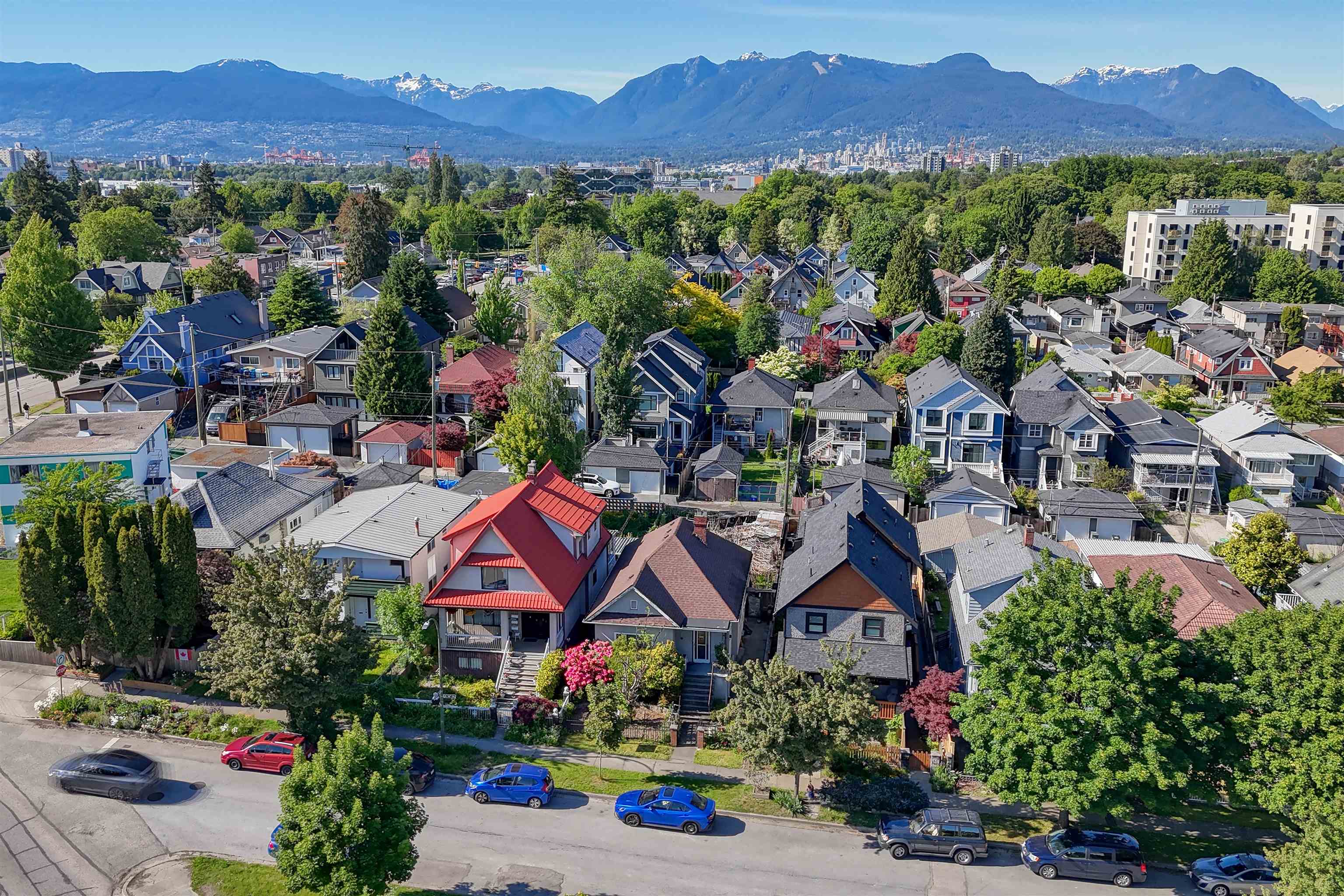 Additional image 3 of 1349 14th Avenue E, Vancouver, BC, V5N 2C7