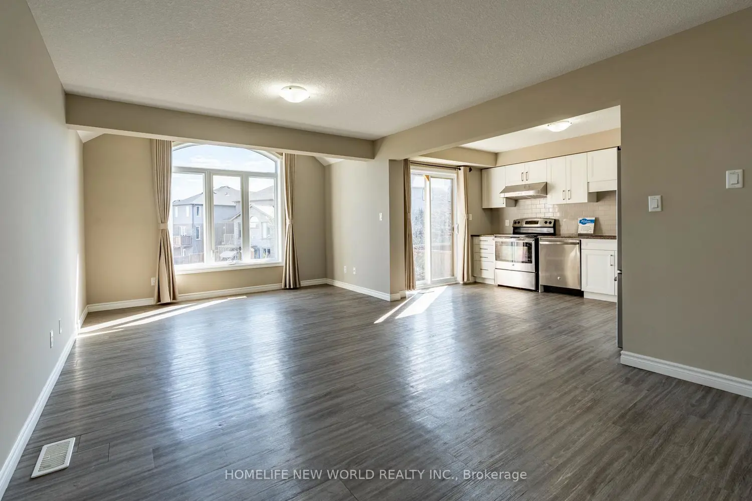 Additional image 5 of 452 Avens Street