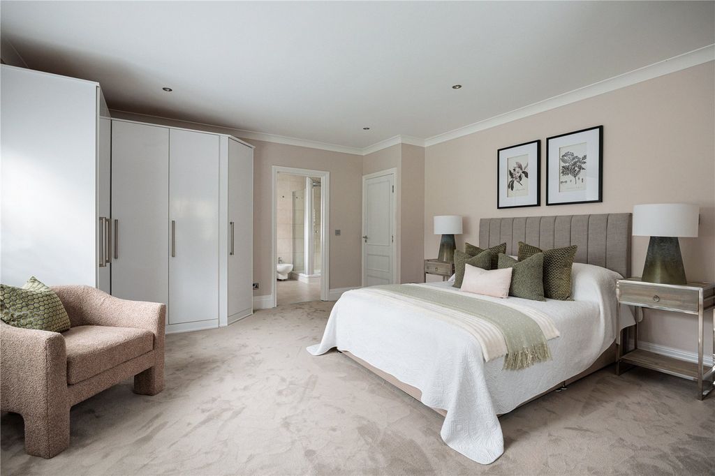 Additional image 21 of 5 bed detached house to rentUnderwood Road, Alderley Edge, Cheshire SK9