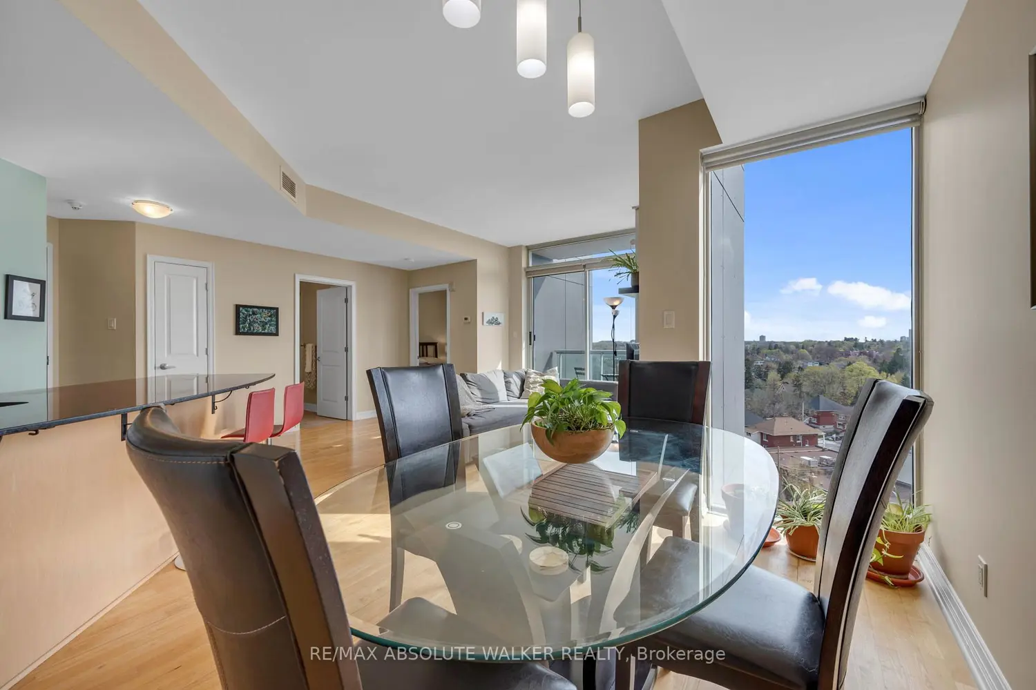 Additional image 9 of 1227 Wellington Street 903