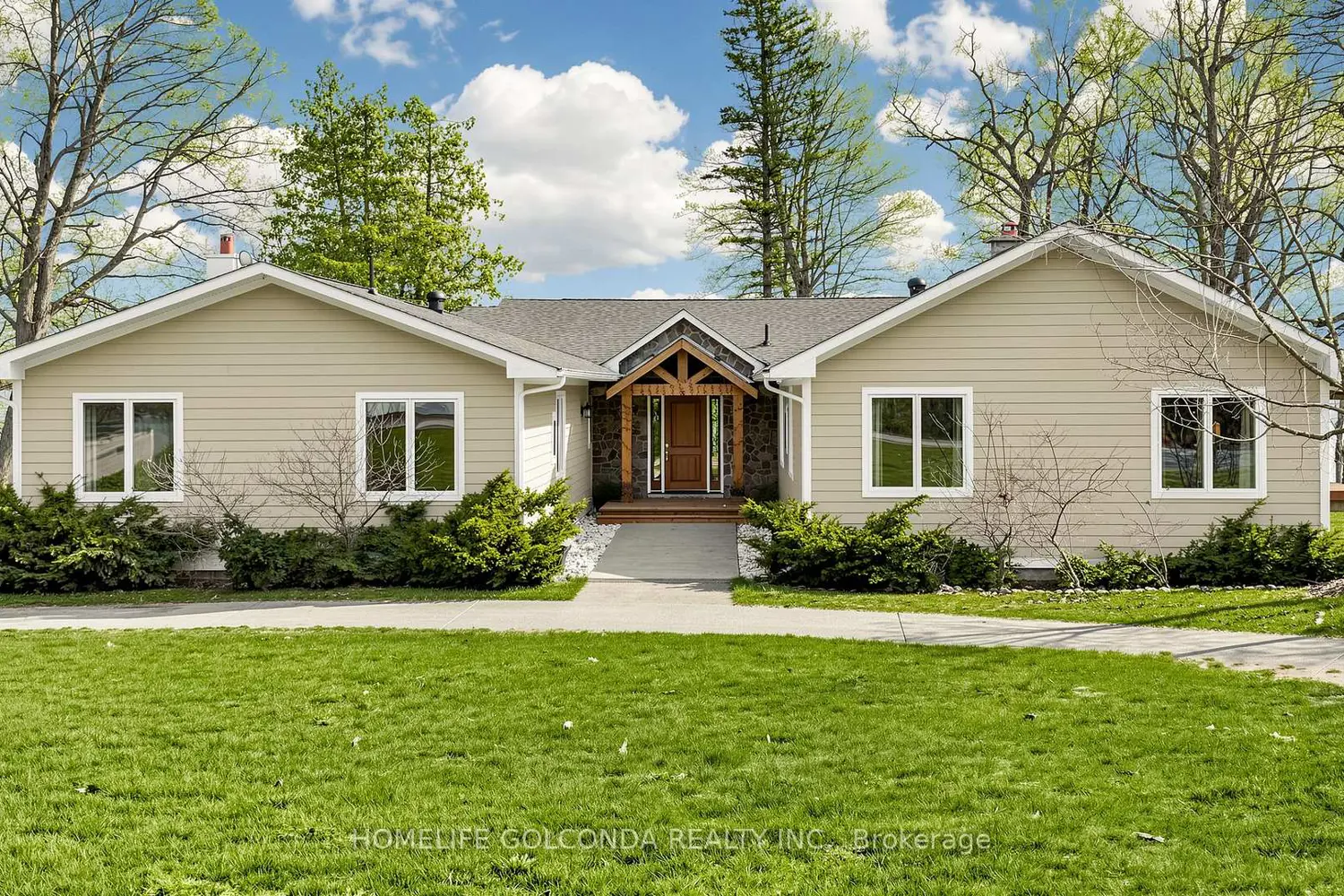 1811 Ridge Road photo 2