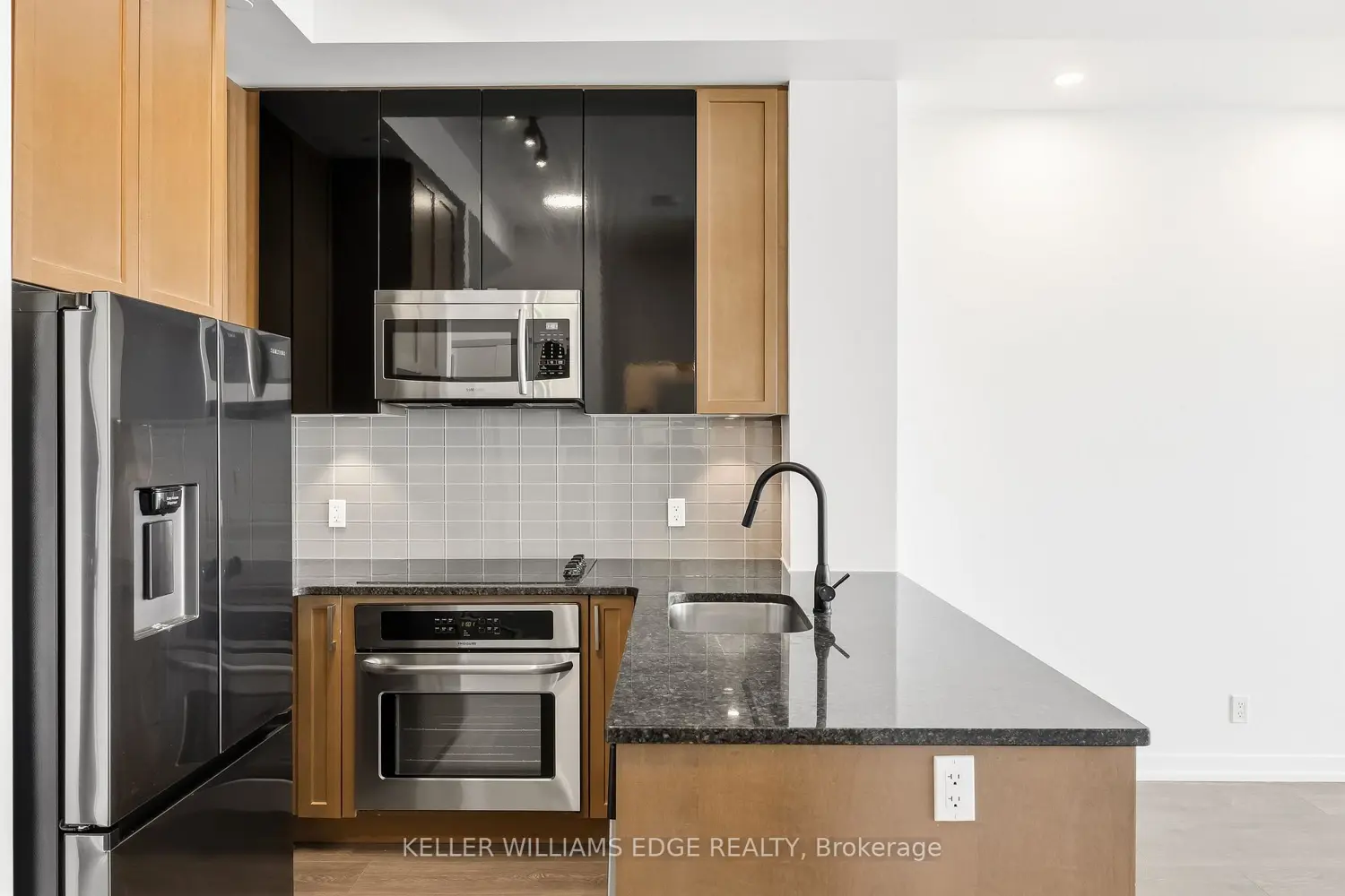Additional image 6 of 89 Dunfield Avenue 3409