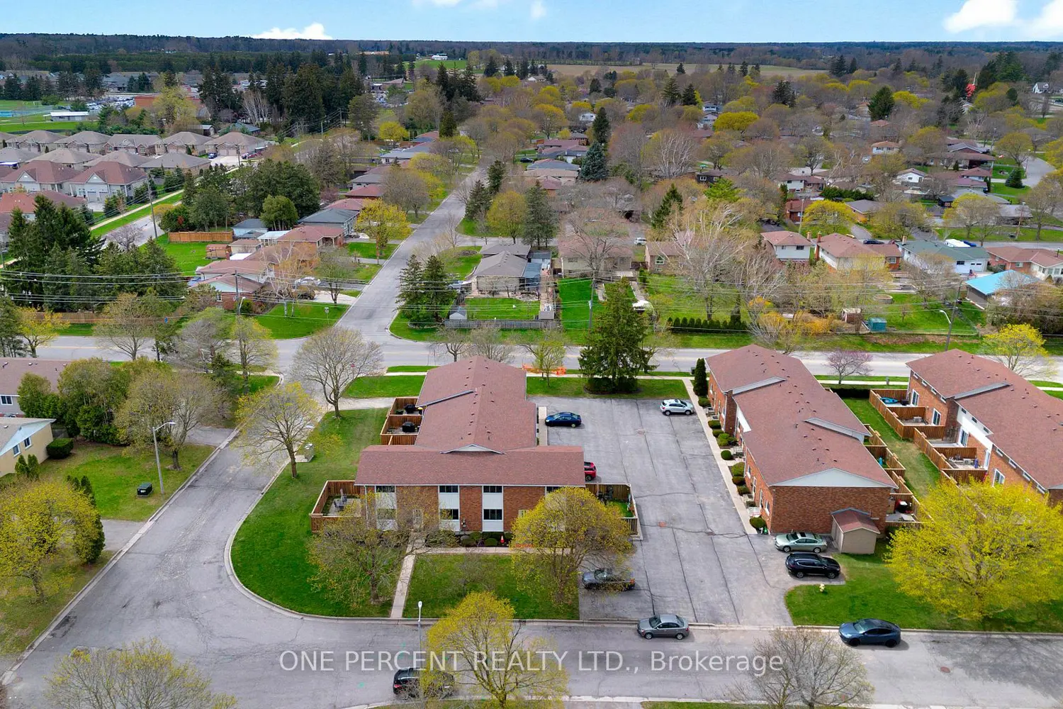 Additional image 19 of 32 Montclair Crescent