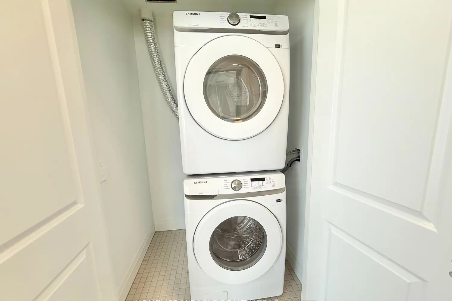 Additional image 8 of 1333 Weber Street 104