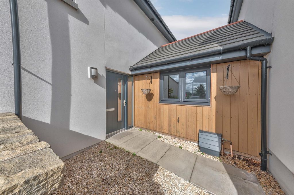 Additional image 23 of 3 bed terraced house to rentGrayfaulds Road, Dundee DD2
