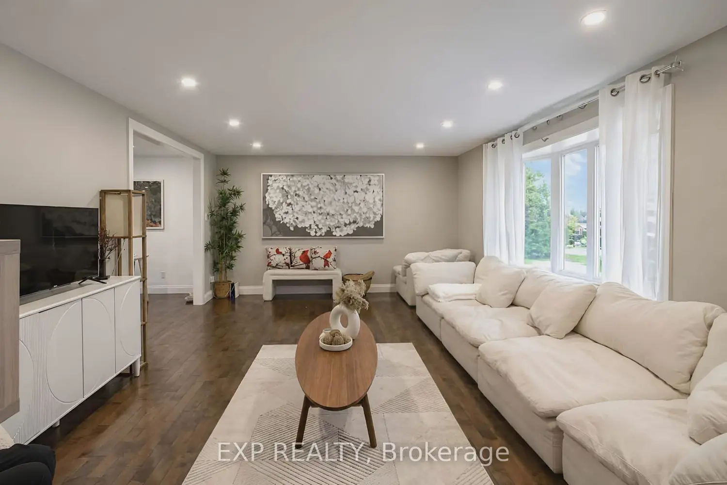 2956 River Road photo 5