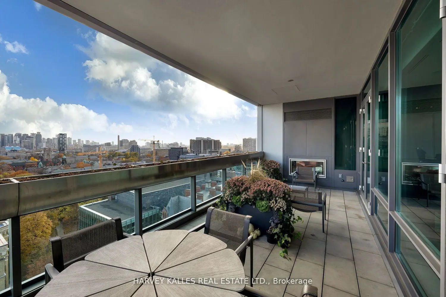 Additional image 5 of 206 Bloor Street 1501