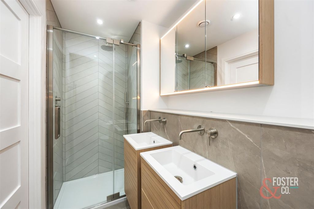 Additional image 11 of 2 bed flat to rentKingsway, Hove BN3