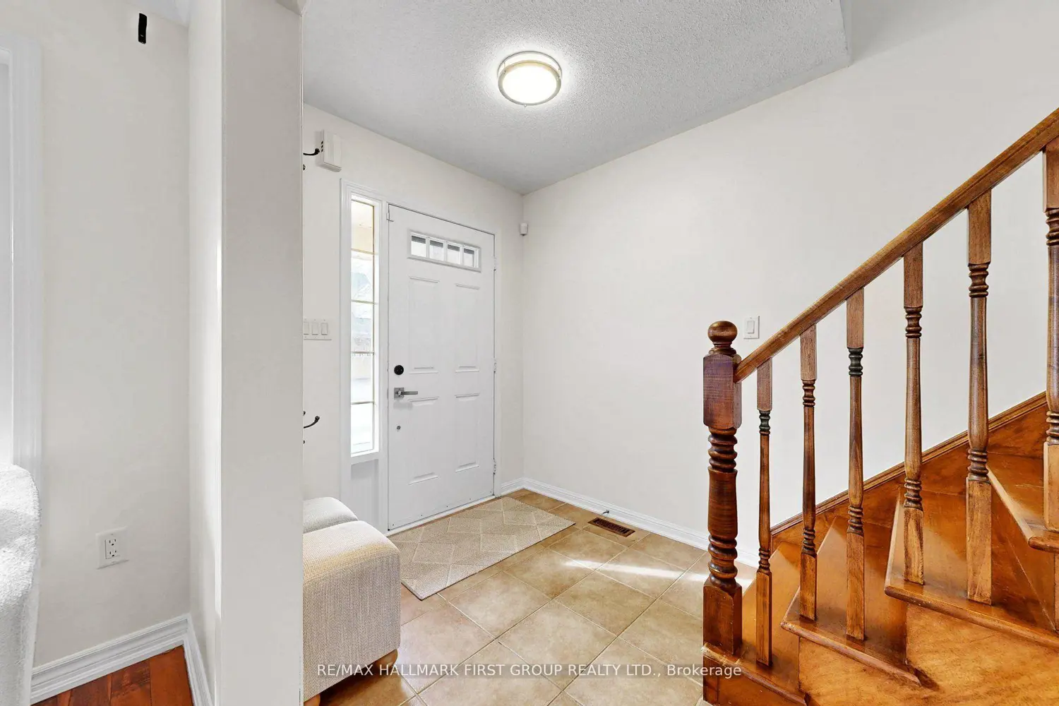 929 Bessy Trail photo 2