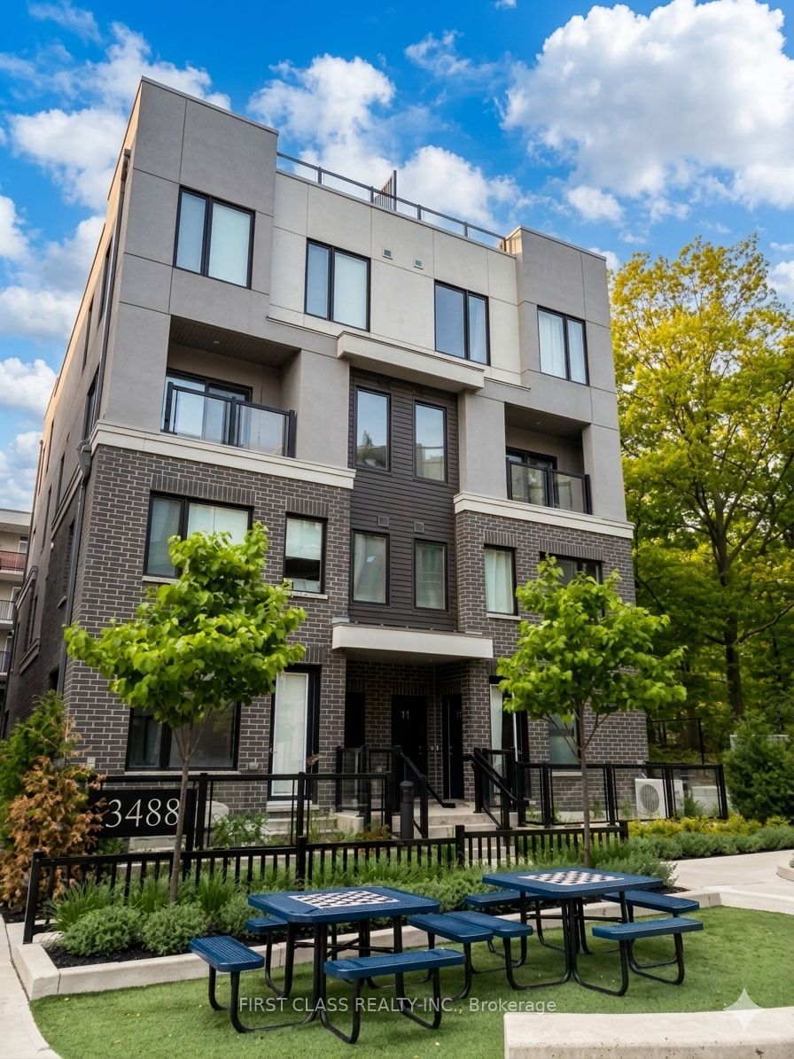 4-3488 Widdicombe Way, Mississauga, ON, L5L 2M5