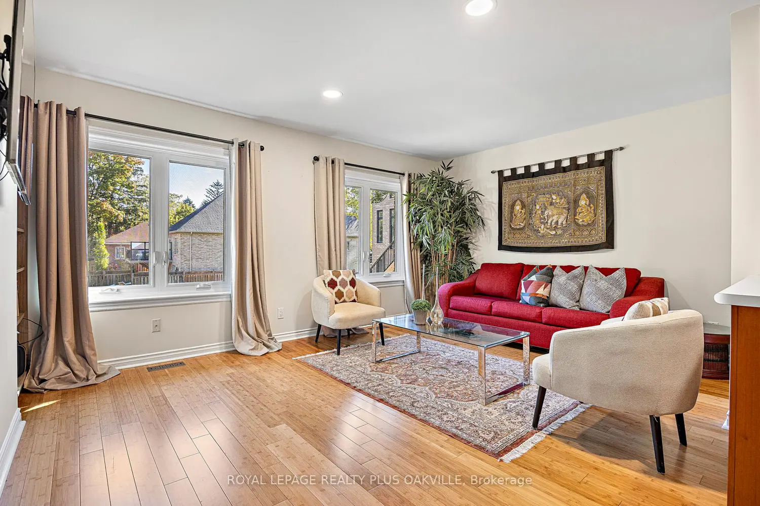 Additional image 9 of 679 Greenravine Drive