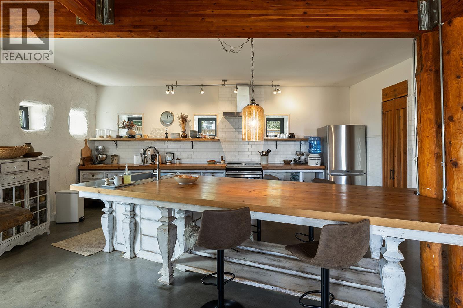 Additional image 6 of 6226 Sanderson Avenue, Peachland, BC, V0H1X8