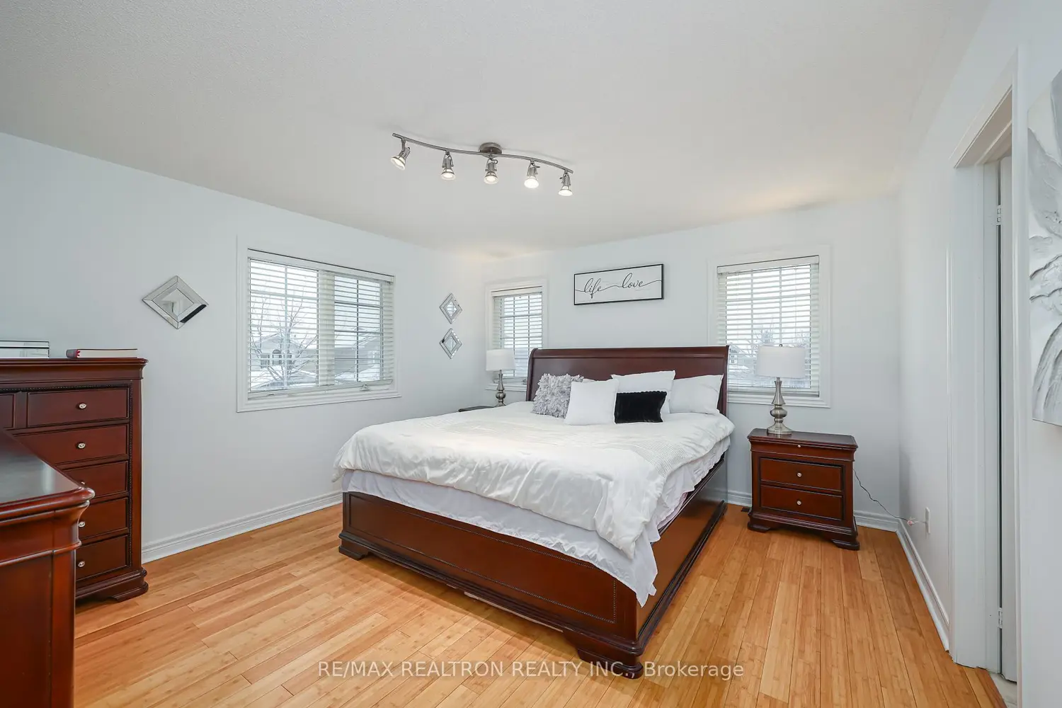Additional image 7 of 23 Sunridge Street