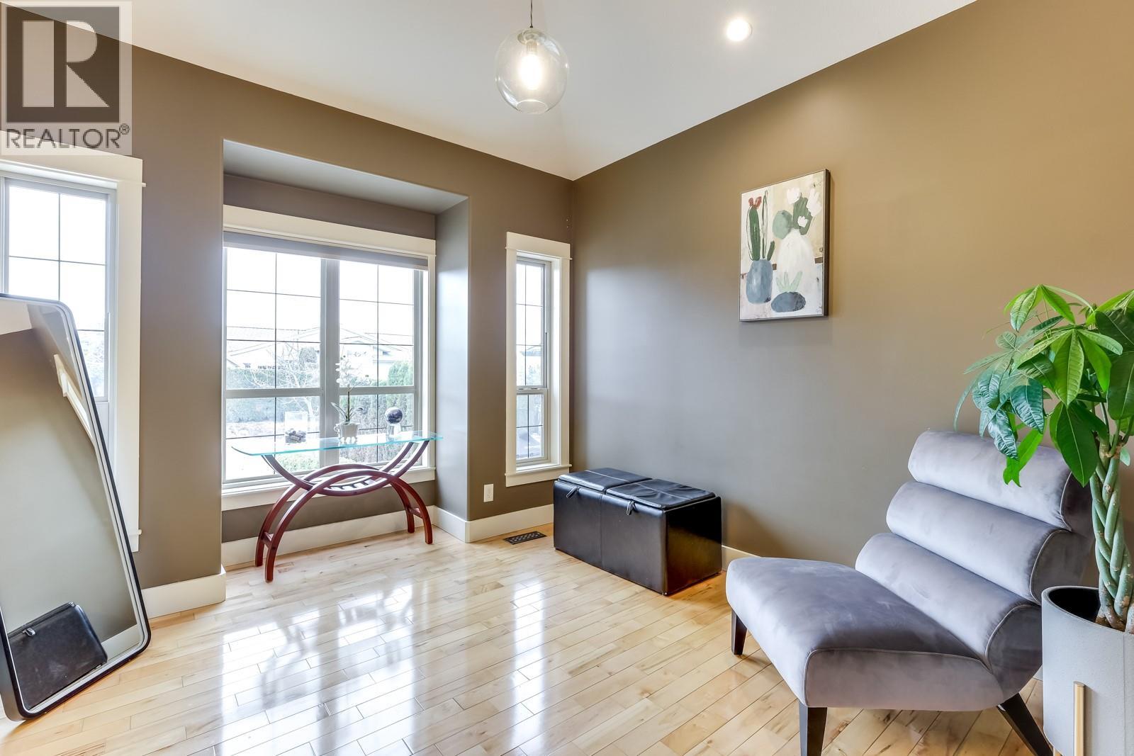 Additional image 6 of 688 Almandine Court, Kelowna, BC, V1W4Z5