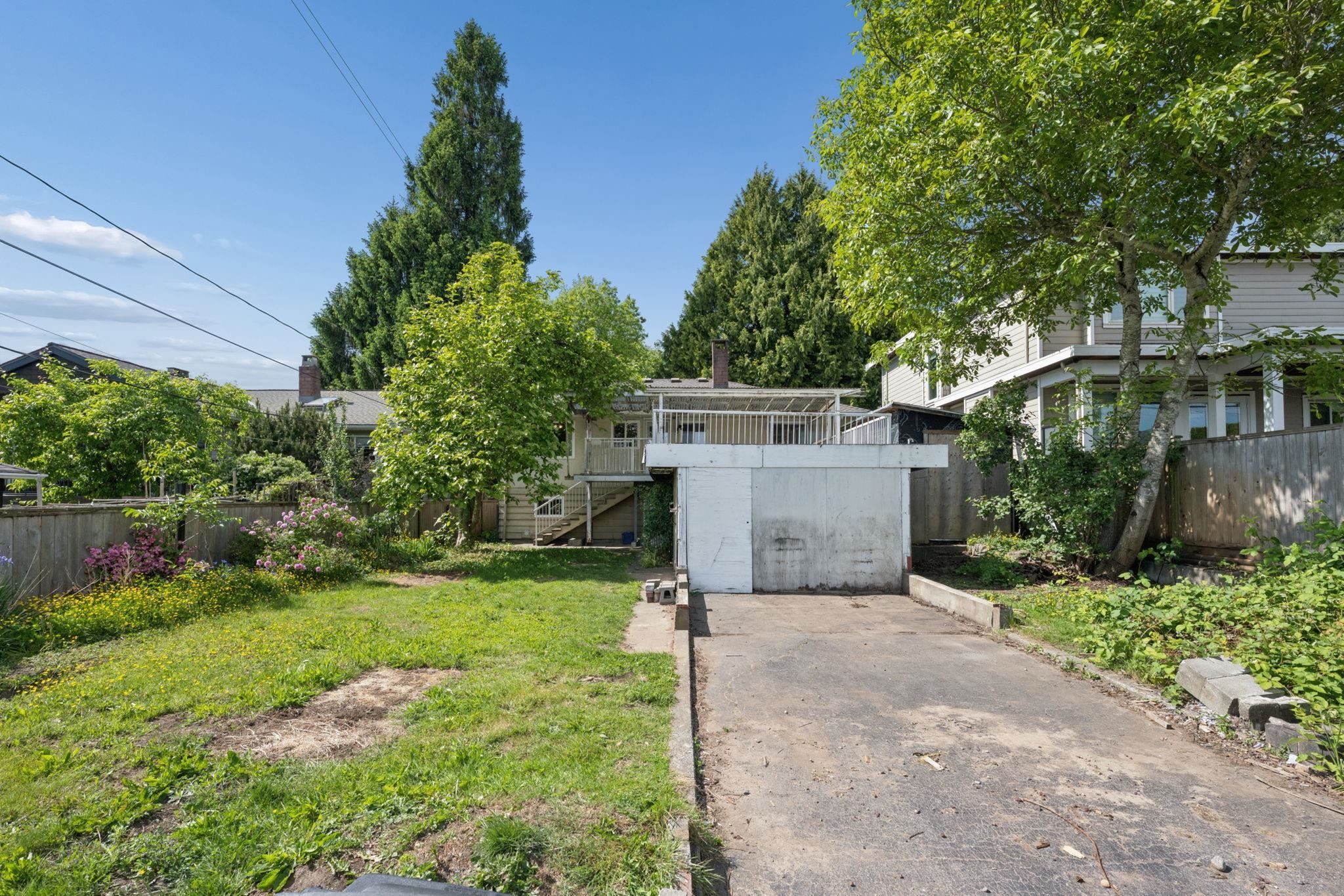 Additional image 6 of 8406 12th Avenue, Burnaby, BC, V3N 2L6
