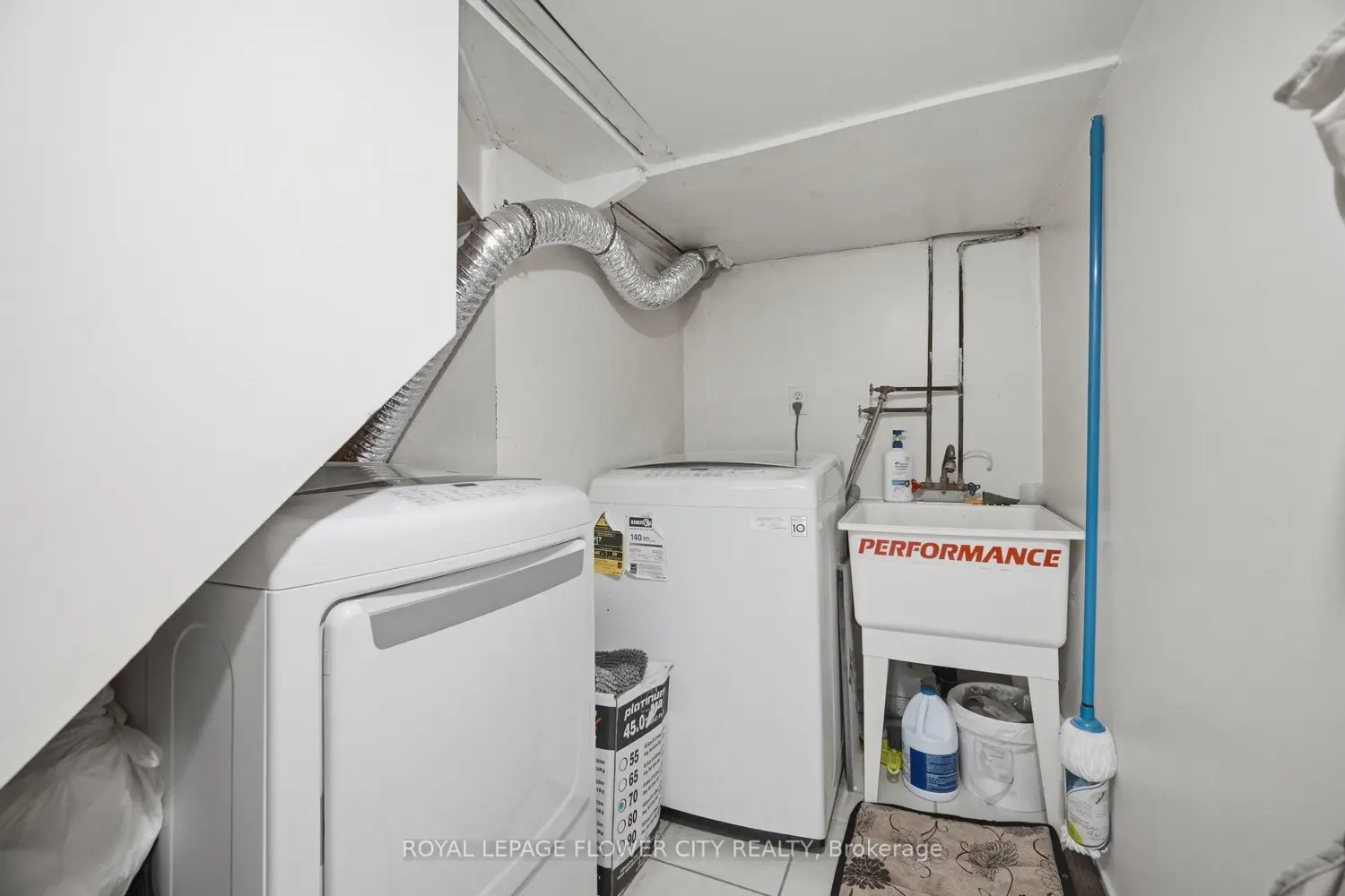 Additional image 11 of 30 Ridgefield Court