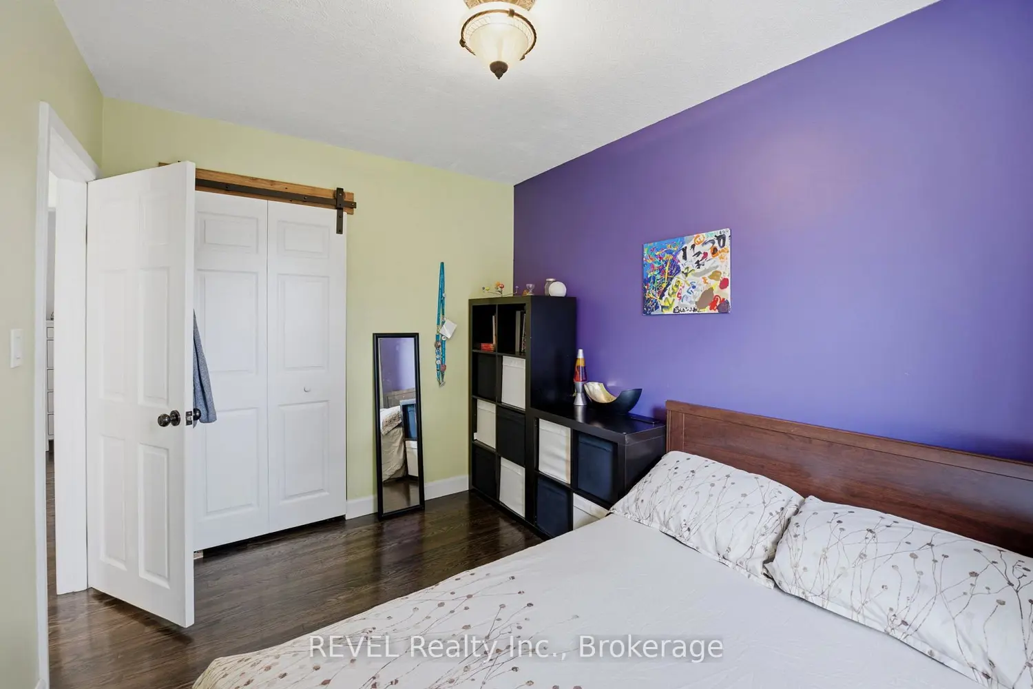 Additional image 17 of 658 Geneva Street