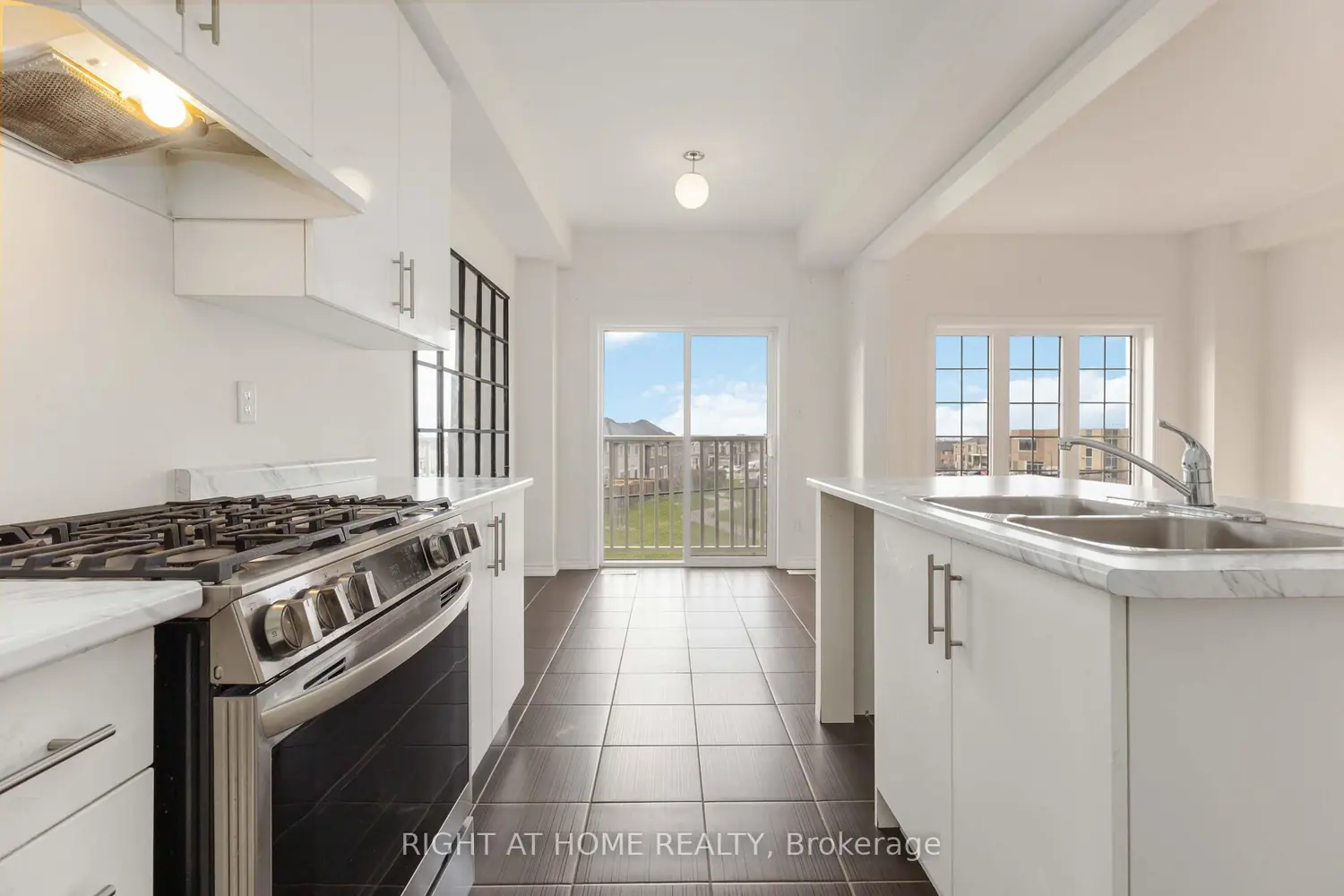 Additional image 6 of 1111 Skyridge Boulevard