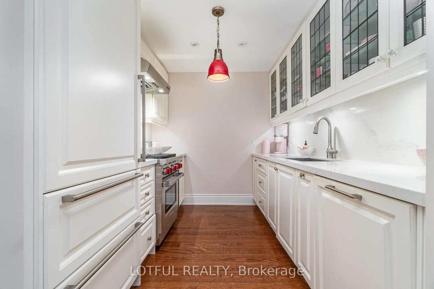 Additional image 8 of 3500 Lakeshore Road 711