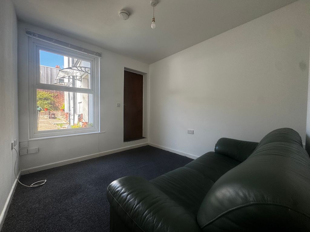 1 bed flat to rentPortswood Road, Southampton SO17