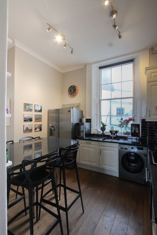 Additional image 18 of 2 bed flat to rentLewes Crescent, Brighton BN2