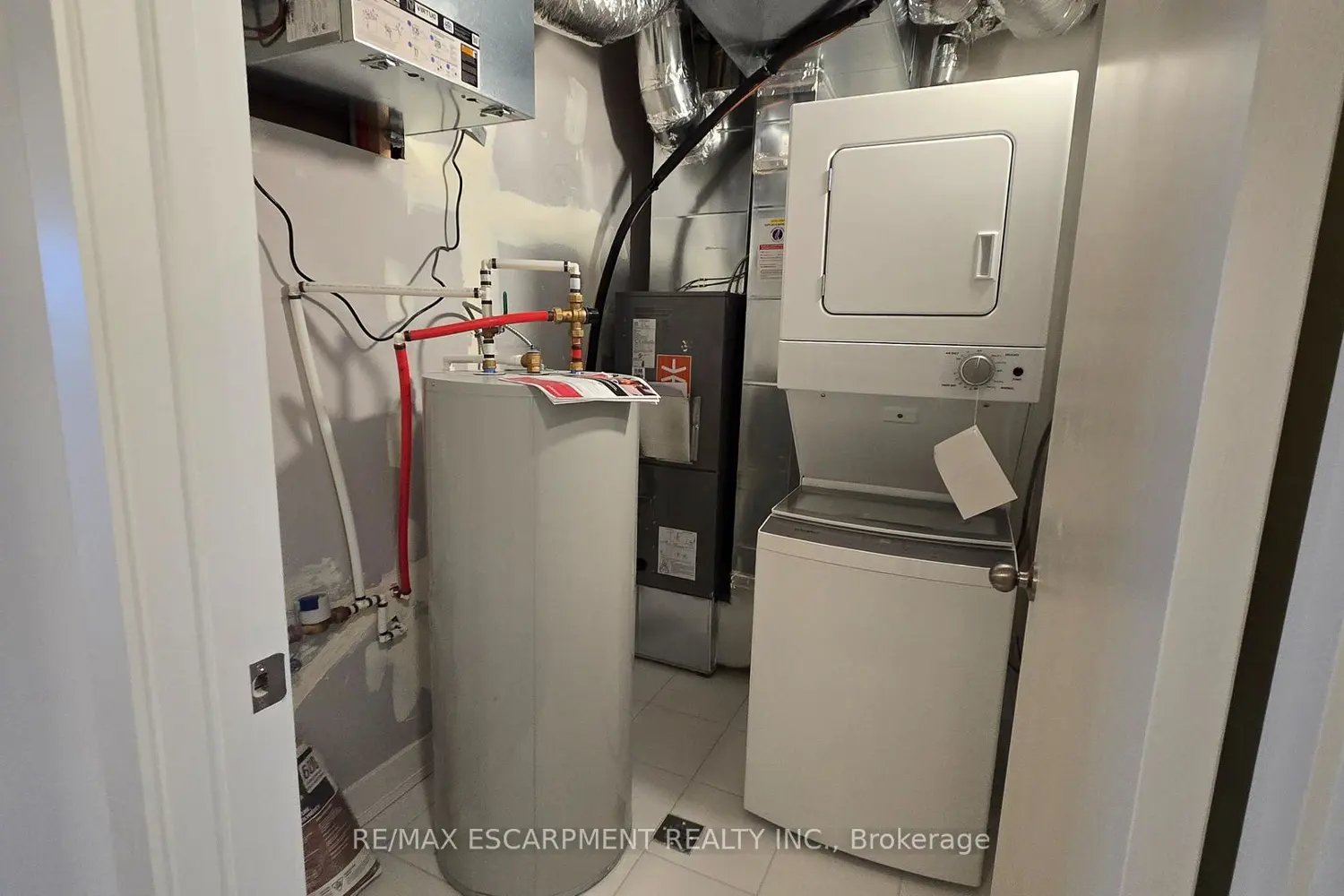 Additional image 8 of 16 Melbourne Avenue 210B