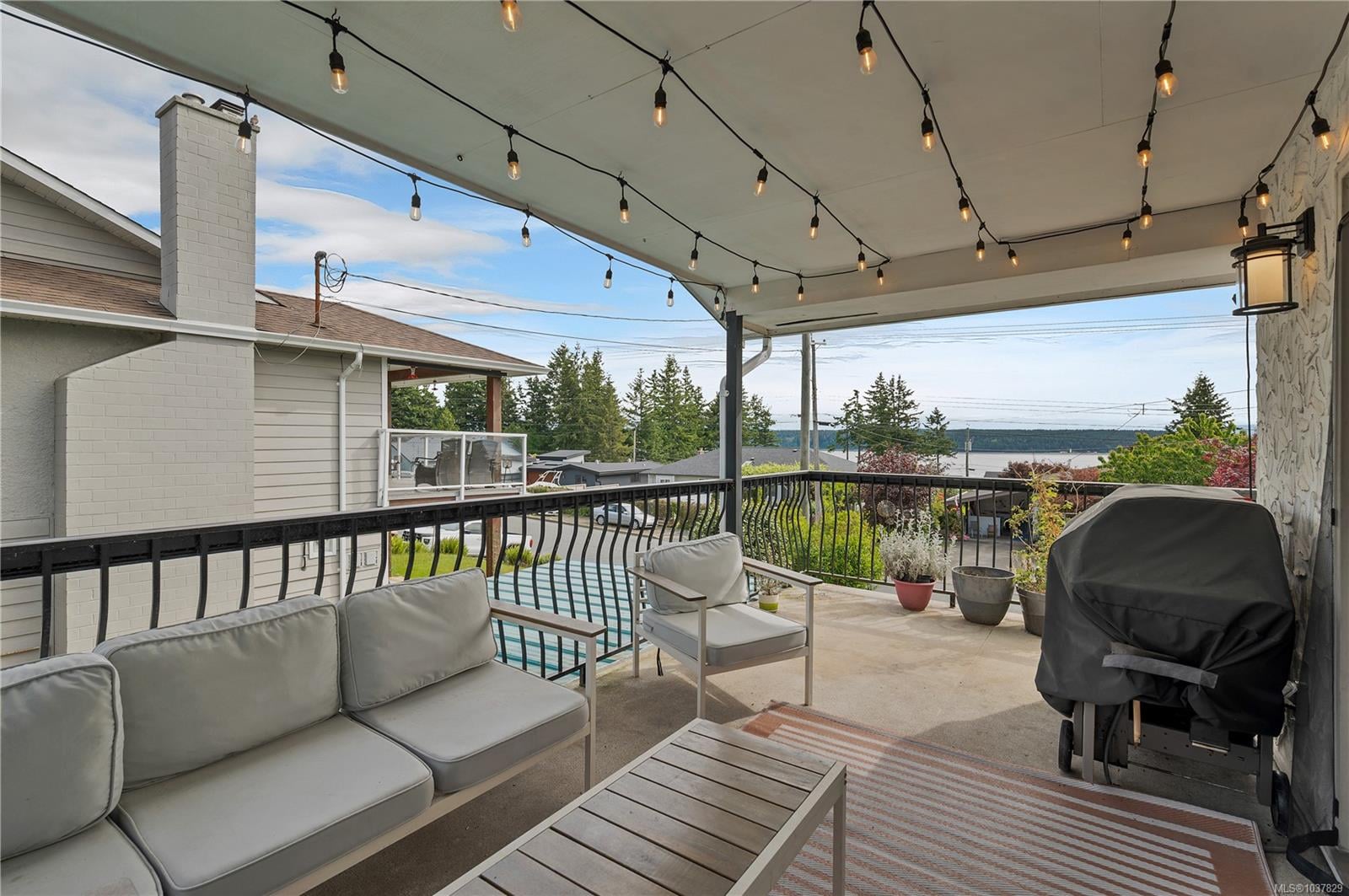 Additional image 3 of 880 Galerno Road, Campbell River, BC, V9W 5J4