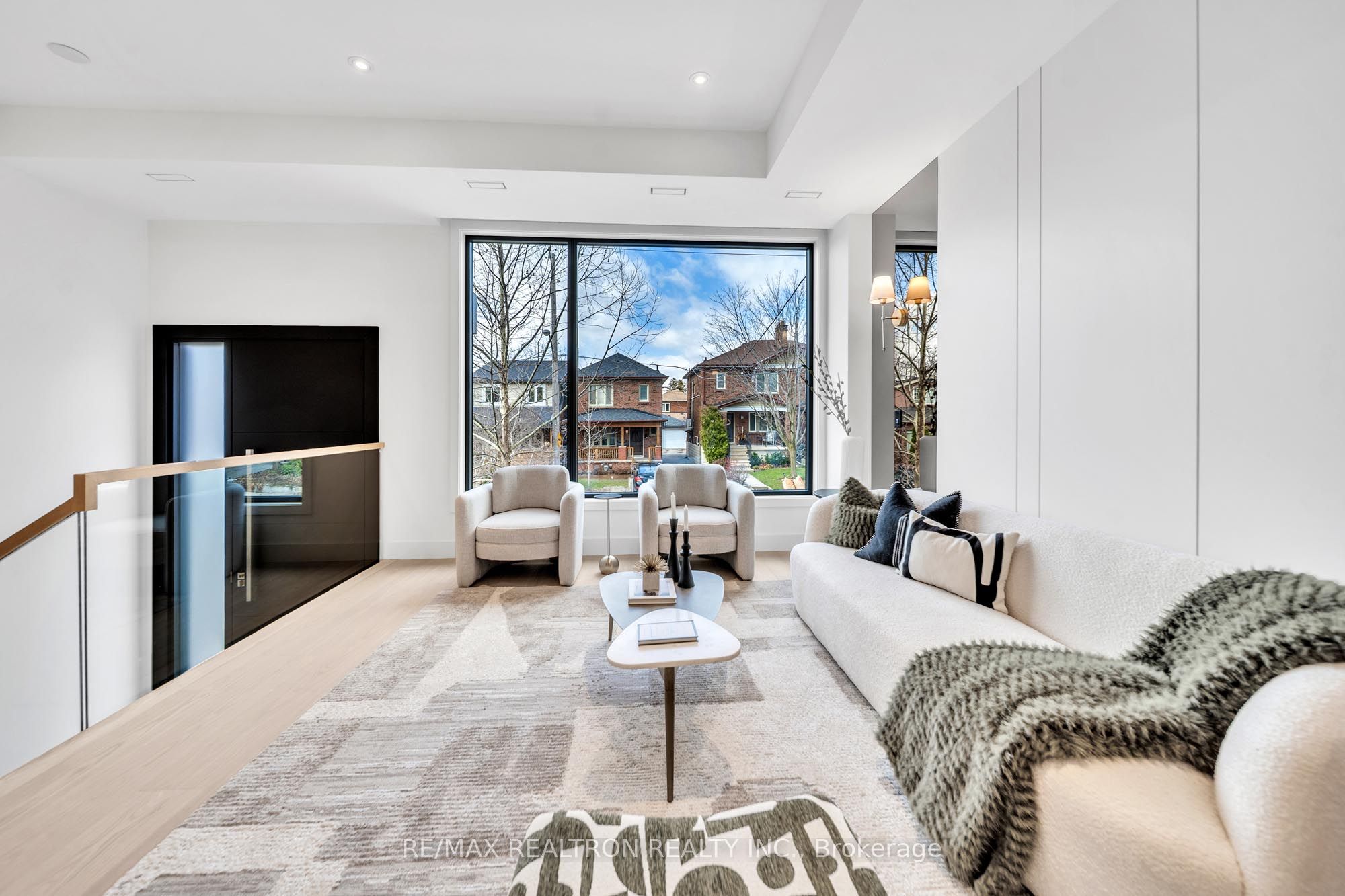 Additional image 4 of 315 Arlington Avenue, Toronto, ON, M6C 2Z8