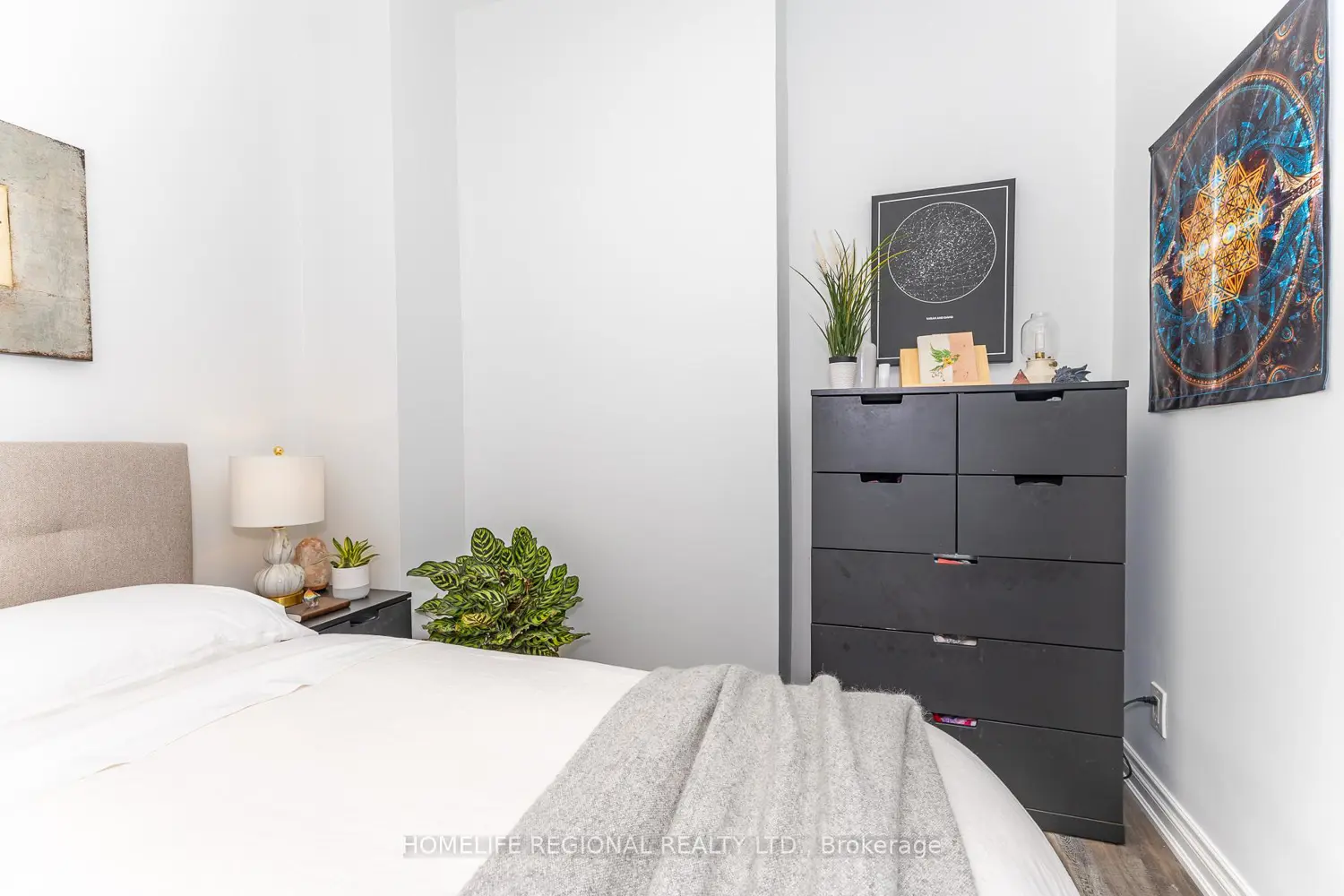 Additional image 8 of 15 Windermere Avenue 204