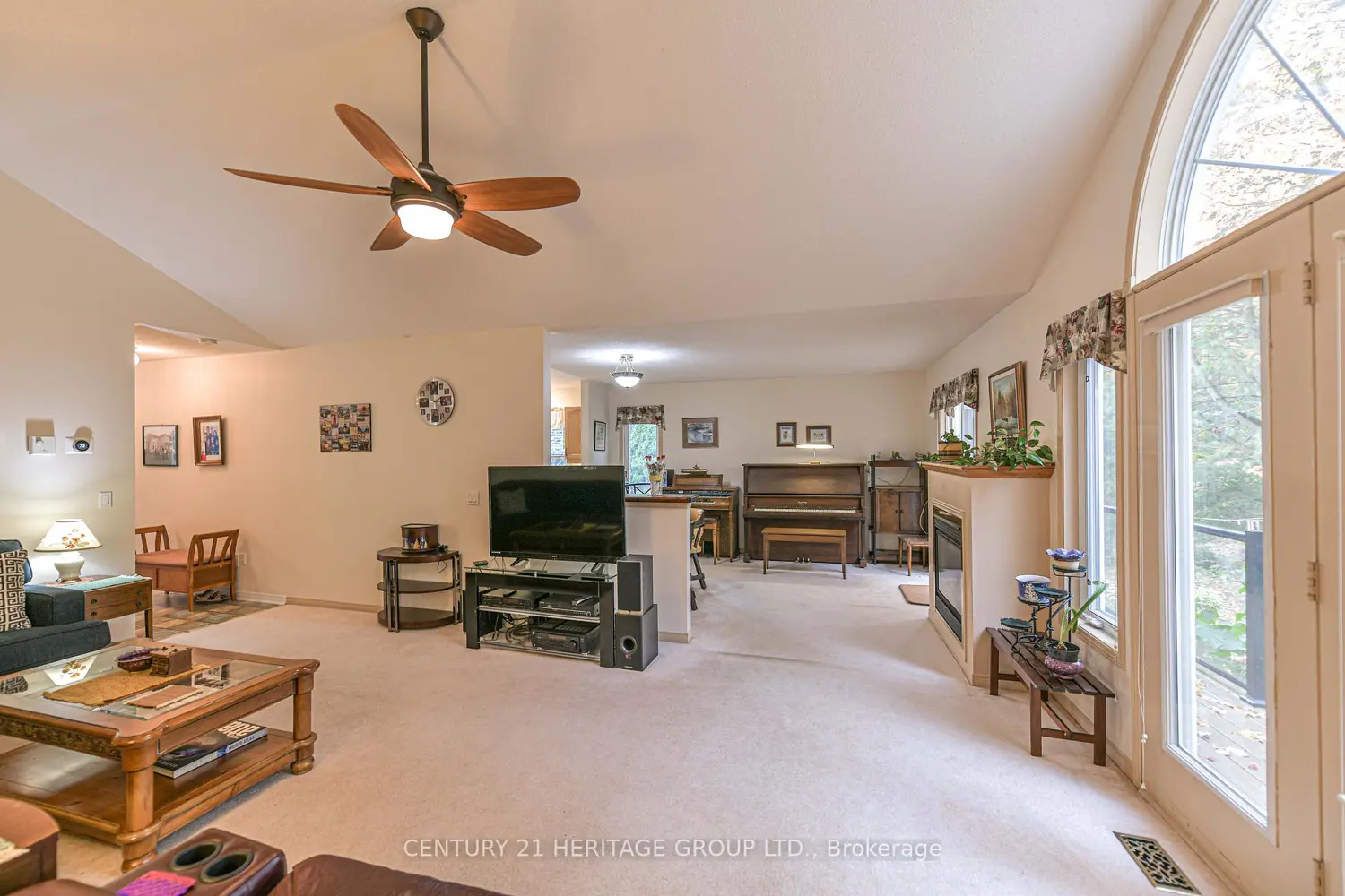 Additional image 10 of 19 Springwood Crescent