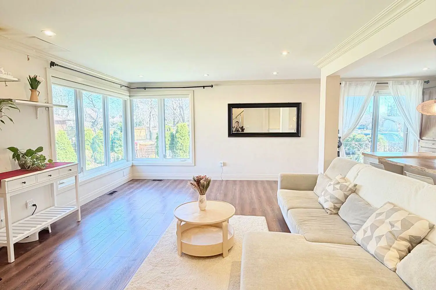 Additional image 7 of 2263 Harcourt Crescent