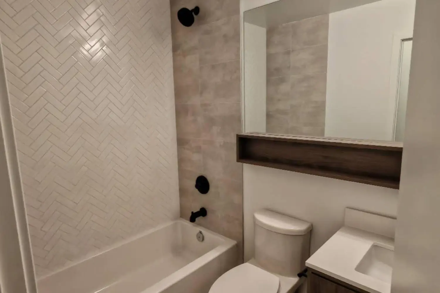 Additional image 13 of 8888 Yonge St Street 415