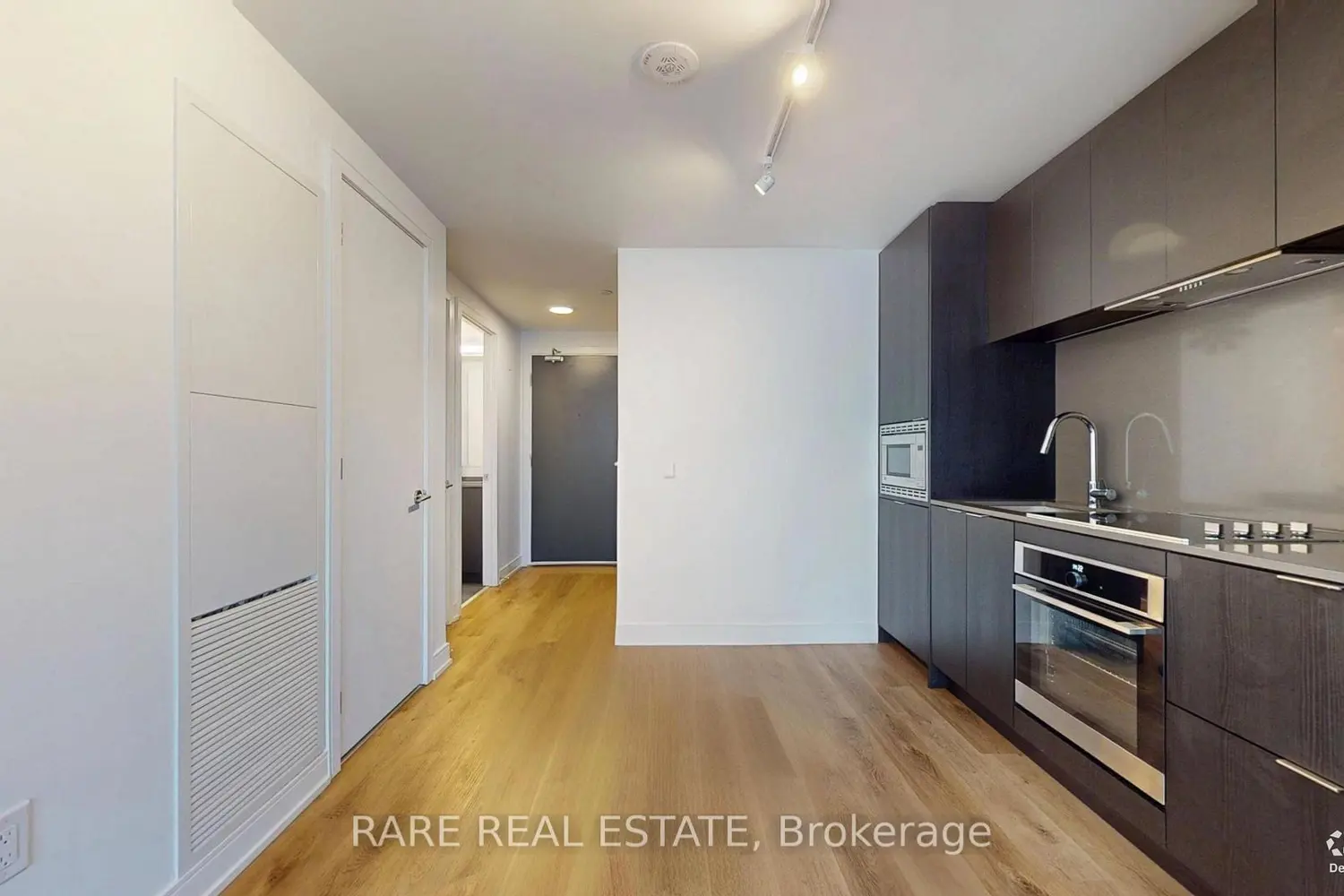Additional image 5 of 3009 Novar Road 412